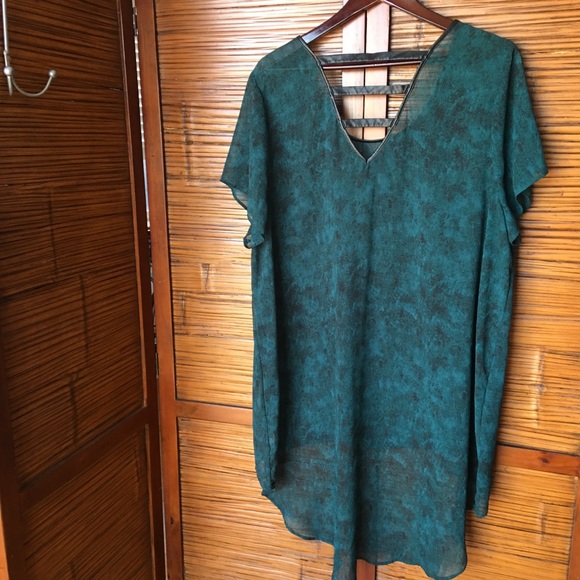 Tess Holiday MBLM Tunic Blouse Size 2 - Picture 5 of 5